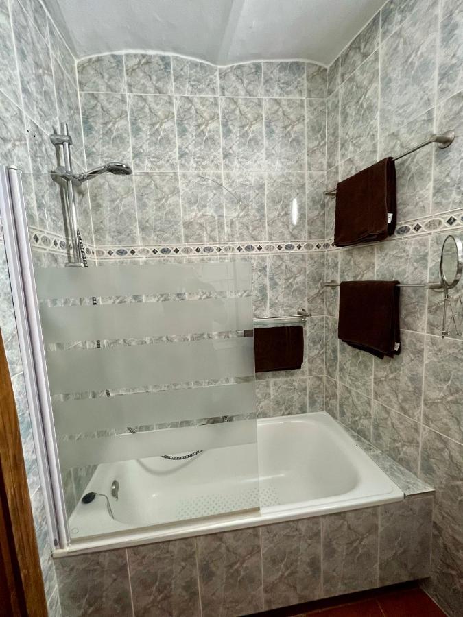 אלורה Spanish Town House מראה חיצוני תמונה